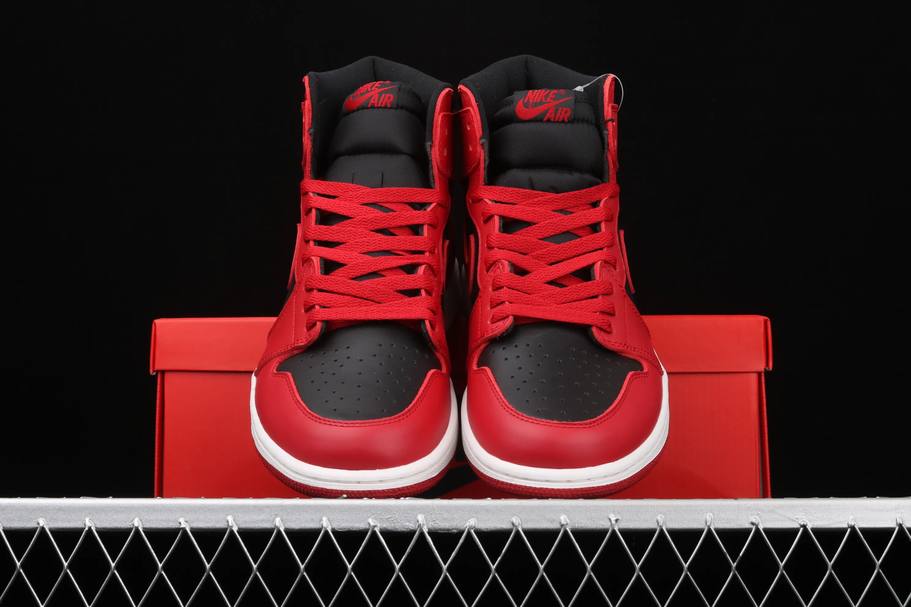 All categories Air Jordan Jordan series basketball shoes Air Jordan 1 High X version Air Jordan 1 Hi 85 AJ1 Joe 1 reverse black and red prohibited high-top basketball shoes BQ4422-600